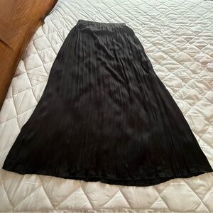 Long, black, pleated skirt from Zara. Size L/30.
